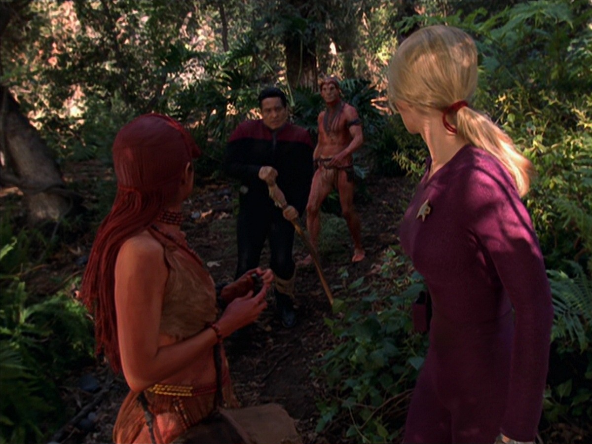 extant_StarTrek_VOY_7x22-NaturalLaw_2501.jpg