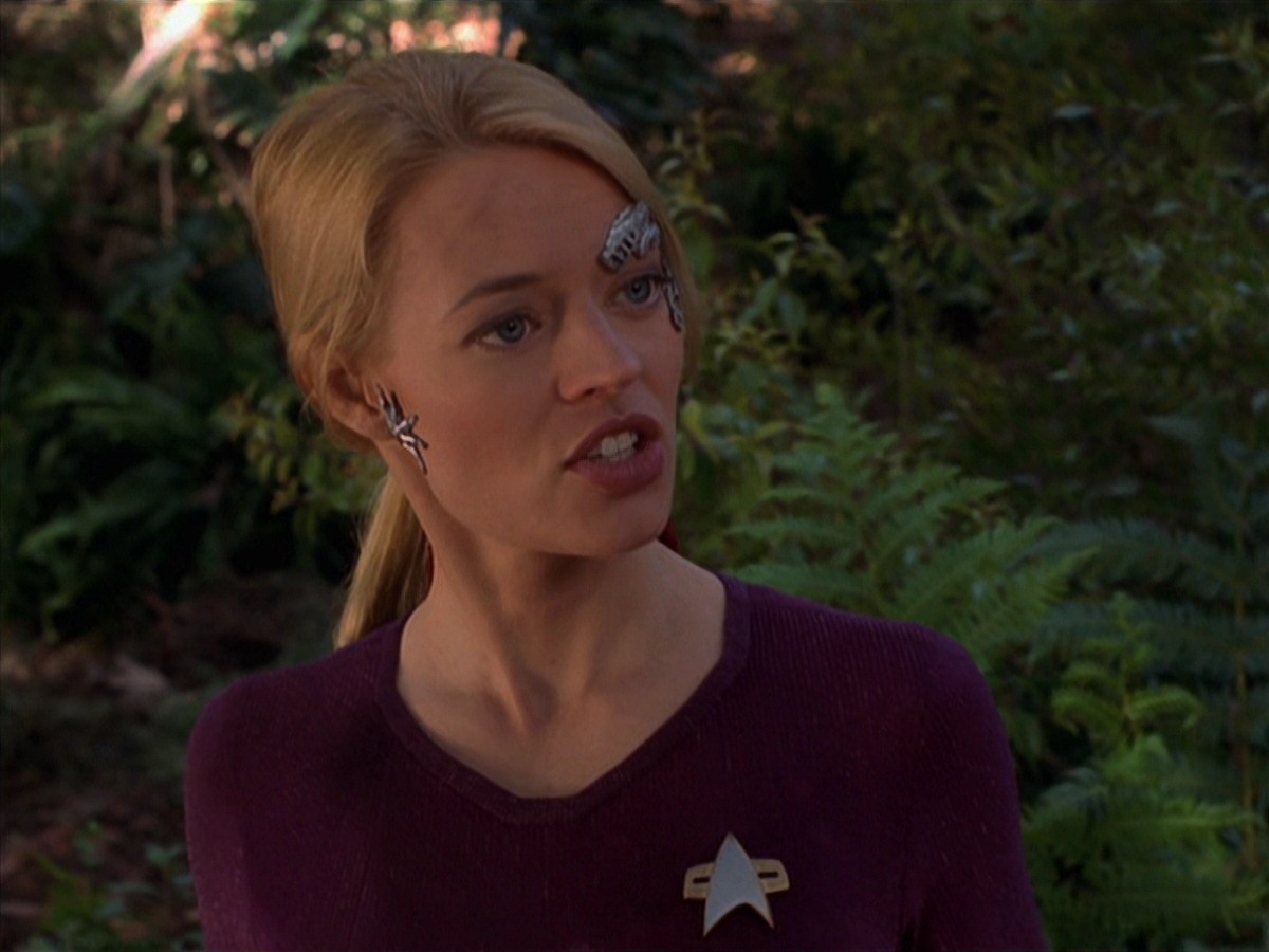 extant_StarTrek_VOY_7x22-NaturalLaw_2560.jpg