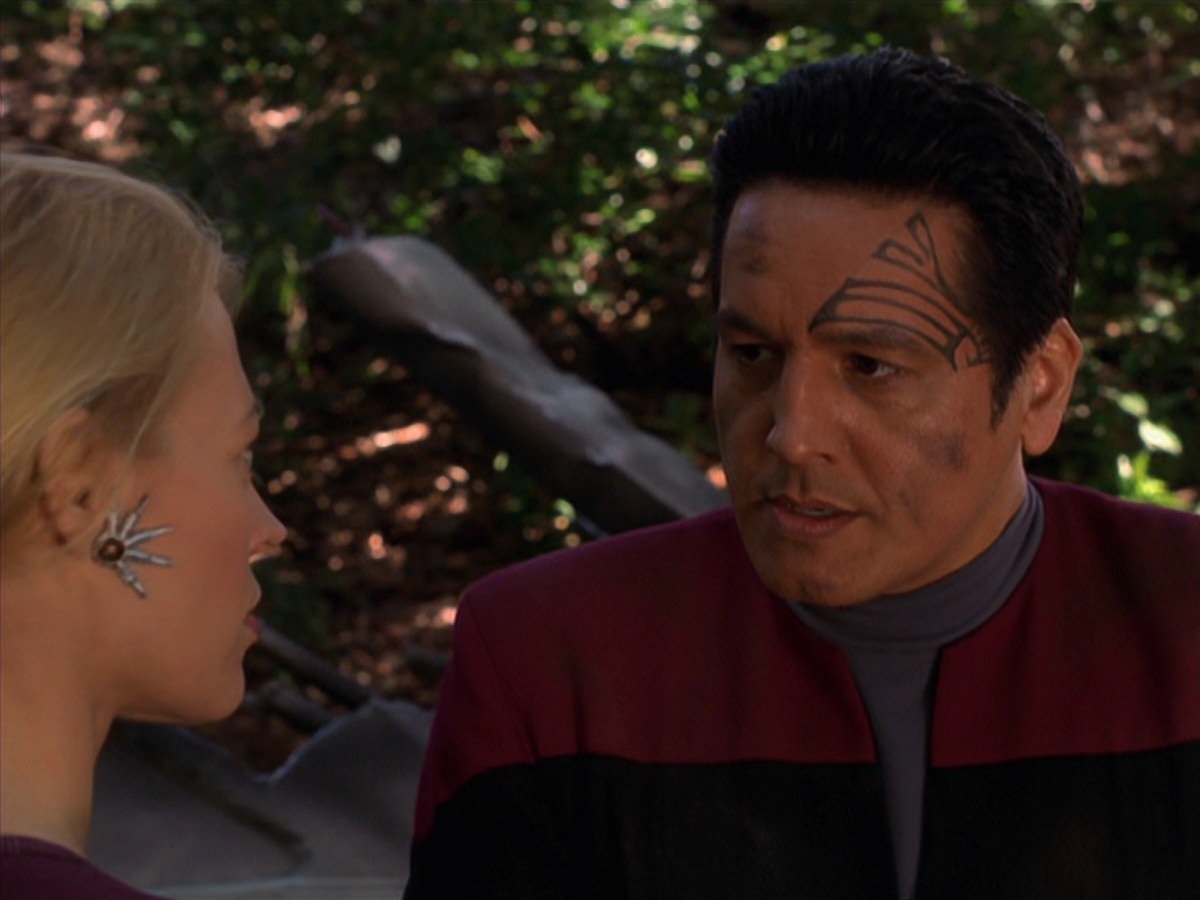 extant_StarTrek_VOY_7x22-NaturalLaw_2605.jpg