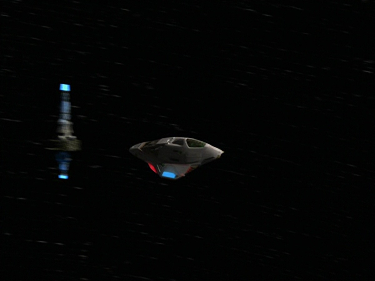 extant_StarTrek_VOY_7x22-NaturalLaw_2608.jpg