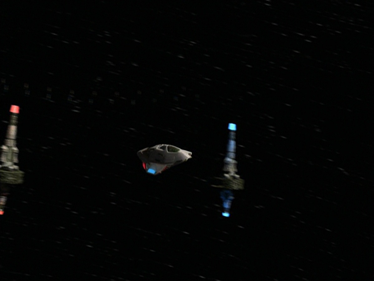 extant_StarTrek_VOY_7x22-NaturalLaw_2609.jpg