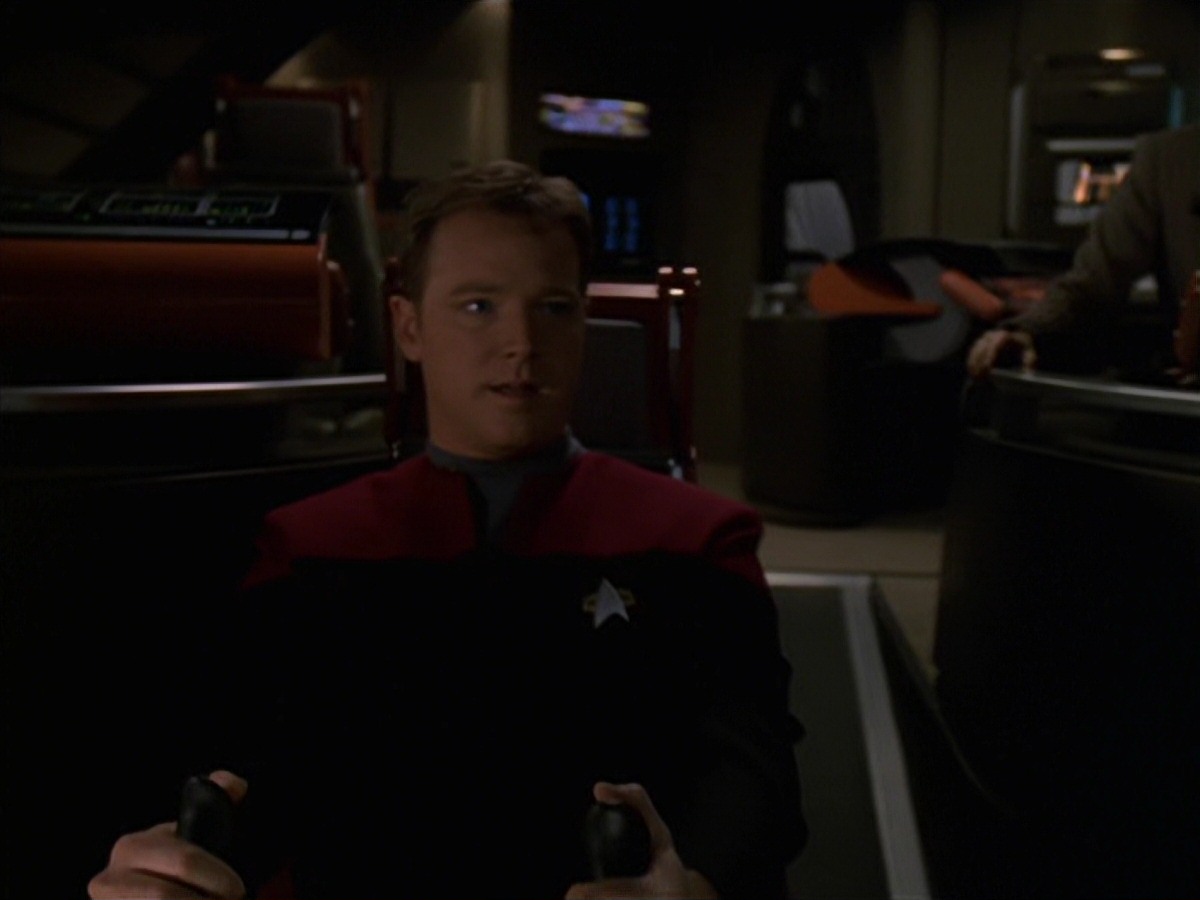 extant_StarTrek_VOY_7x22-NaturalLaw_2616.jpg