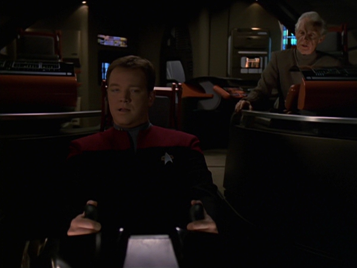 extant_StarTrek_VOY_7x22-NaturalLaw_2618.jpg