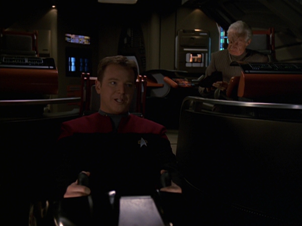 extant_StarTrek_VOY_7x22-NaturalLaw_2626.jpg