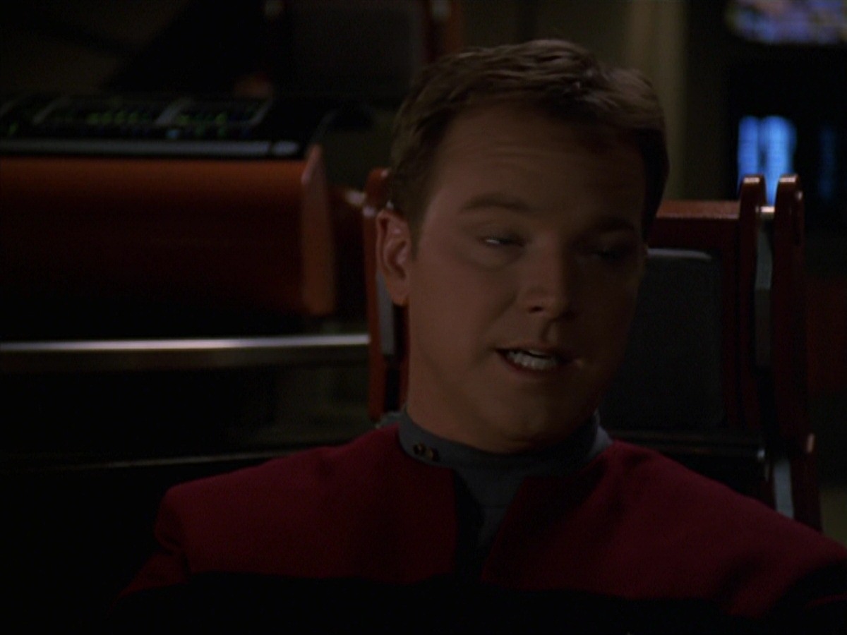 extant_StarTrek_VOY_7x22-NaturalLaw_2647.jpg
