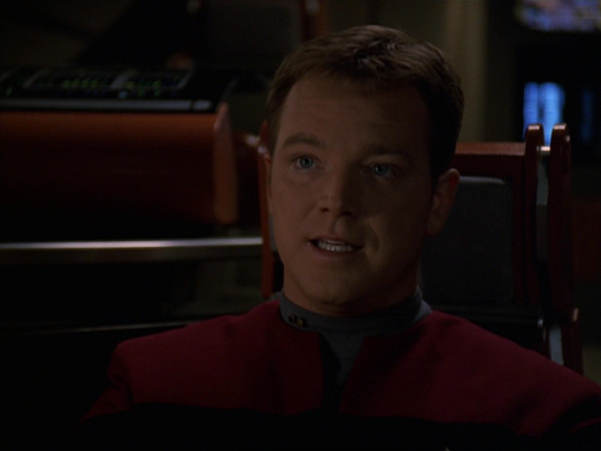 extant_StarTrek_VOY_7x22-NaturalLaw_2648.jpg
