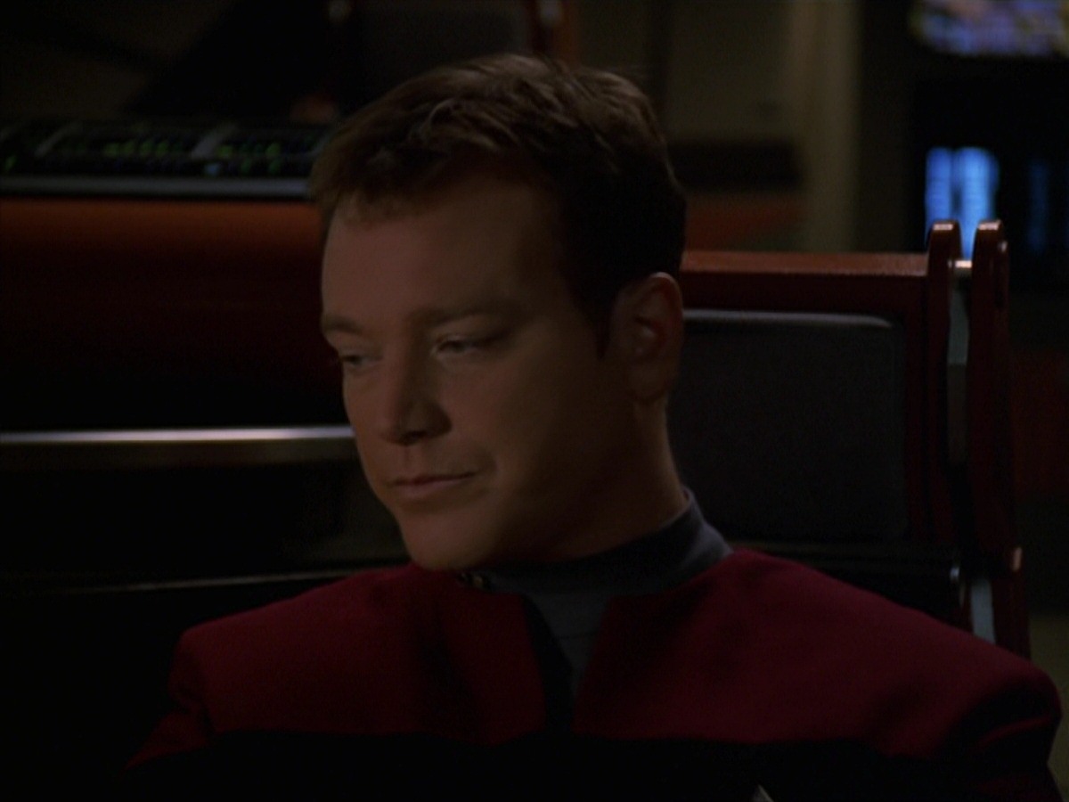 extant_StarTrek_VOY_7x22-NaturalLaw_2657.jpg