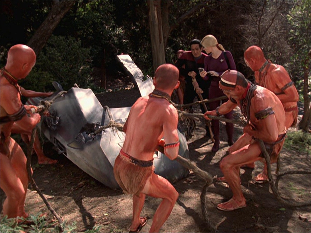 extant_StarTrek_VOY_7x22-NaturalLaw_2682.jpg