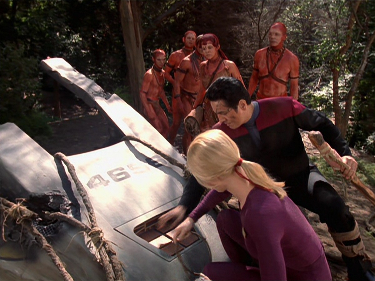 extant_StarTrek_VOY_7x22-NaturalLaw_2705.jpg