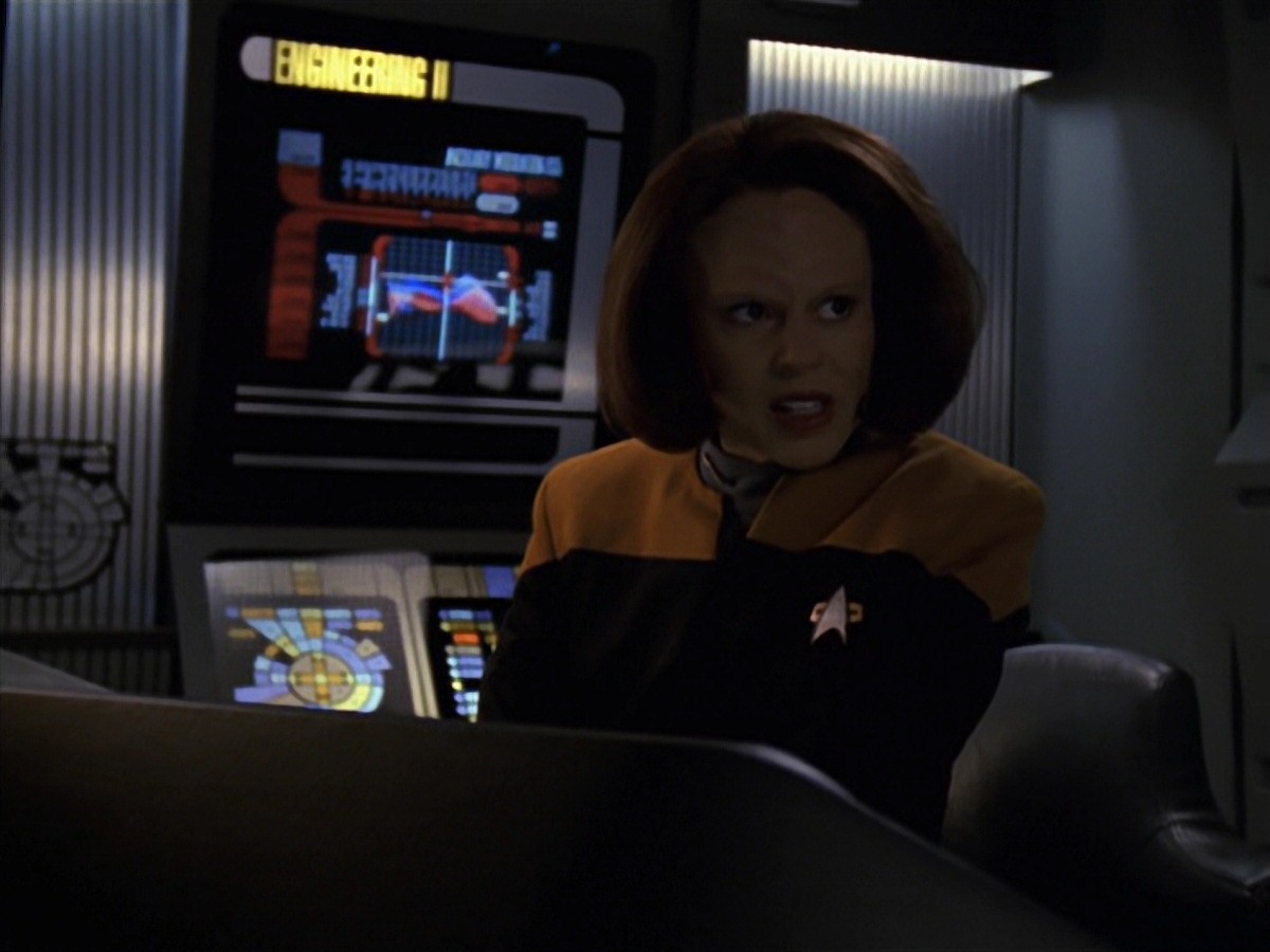 extant_StarTrek_VOY_7x22-NaturalLaw_2733.jpg