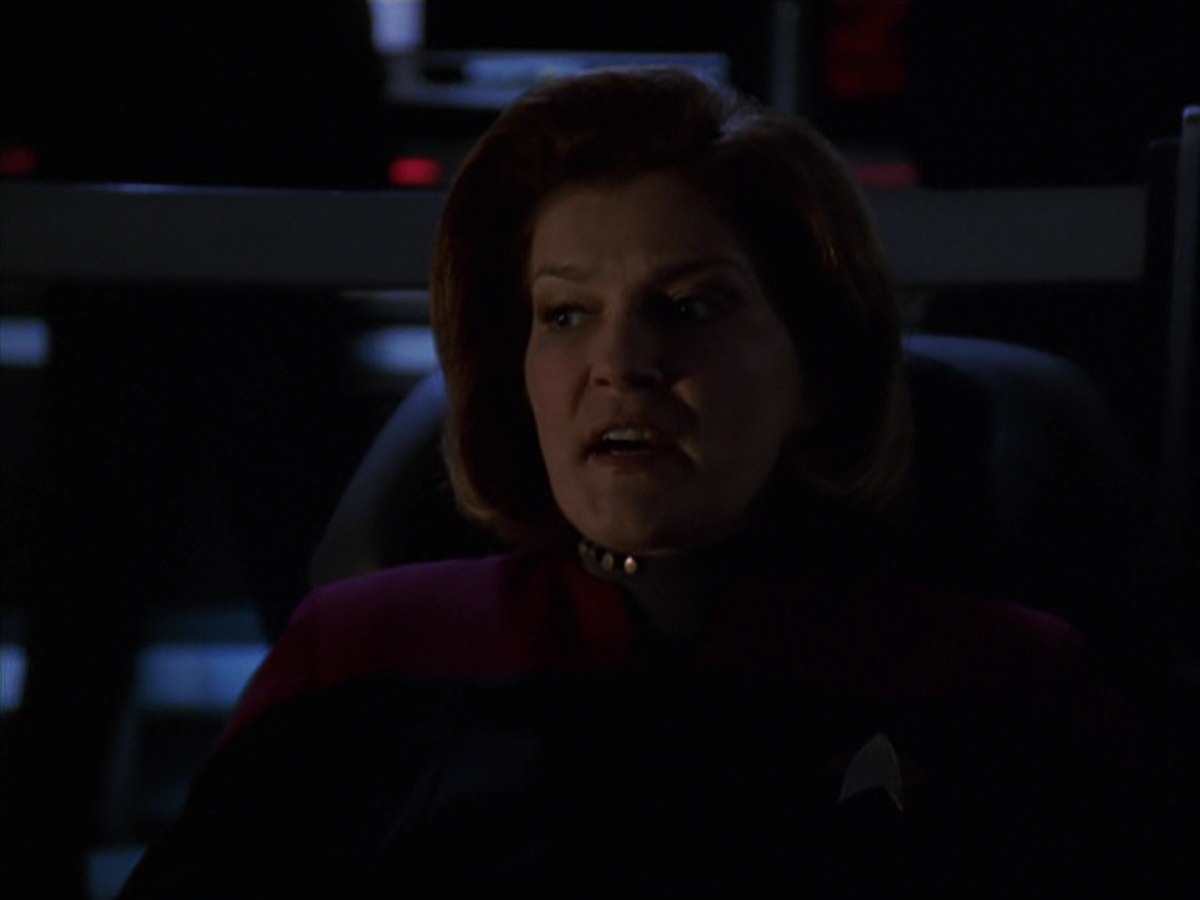 extant_StarTrek_VOY_7x22-NaturalLaw_2735.jpg
