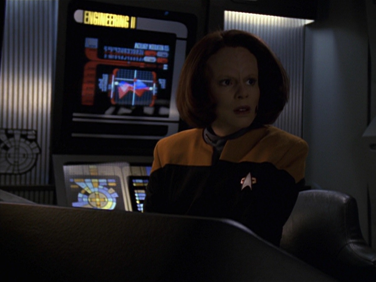extant_StarTrek_VOY_7x22-NaturalLaw_2743.jpg