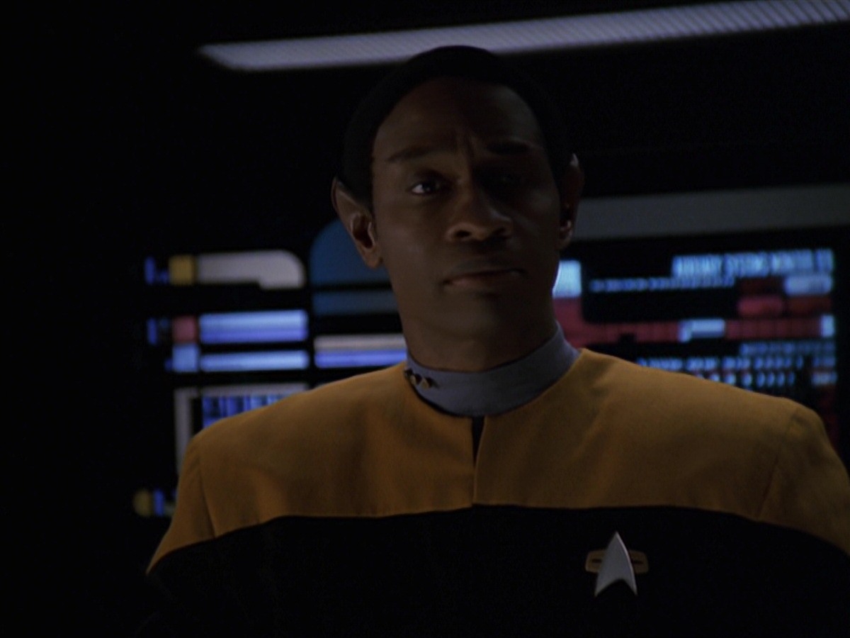 extant_StarTrek_VOY_7x22-NaturalLaw_2756.jpg