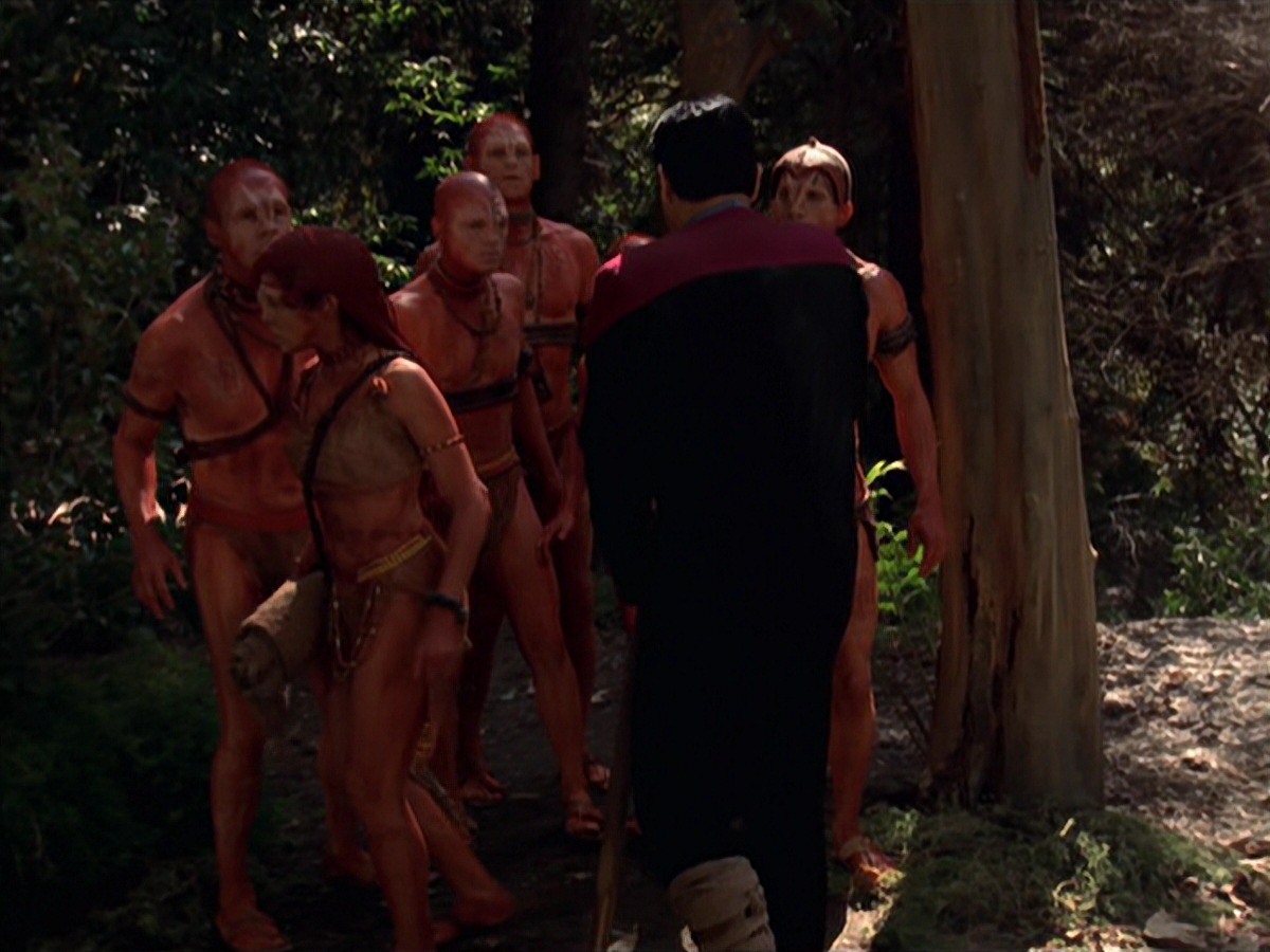extant_StarTrek_VOY_7x22-NaturalLaw_2791.jpg