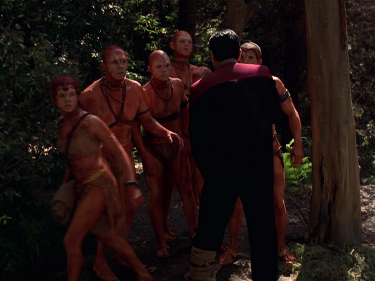 extant_StarTrek_VOY_7x22-NaturalLaw_2792.jpg