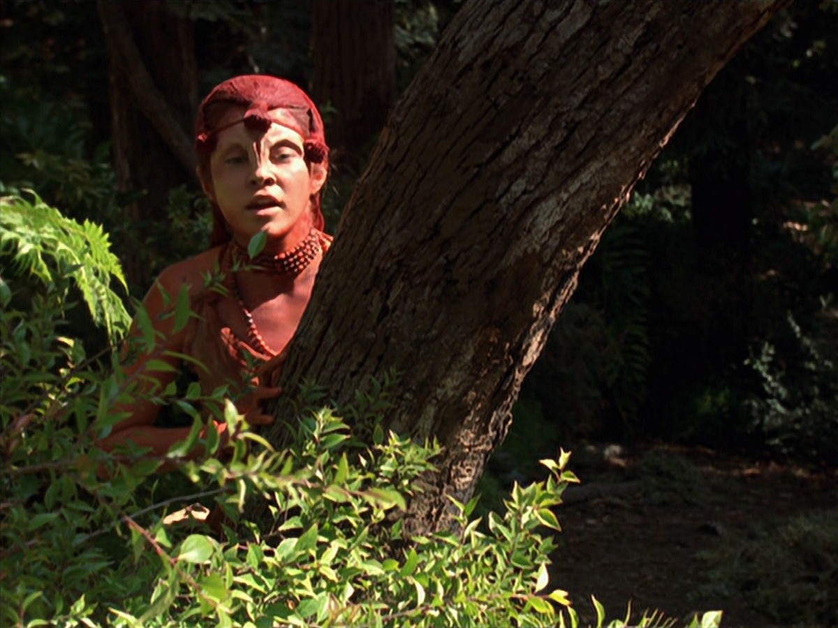 extant_StarTrek_VOY_7x22-NaturalLaw_2797.jpg