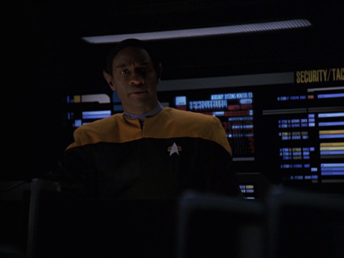 extant_StarTrek_VOY_7x22-NaturalLaw_2828.jpg