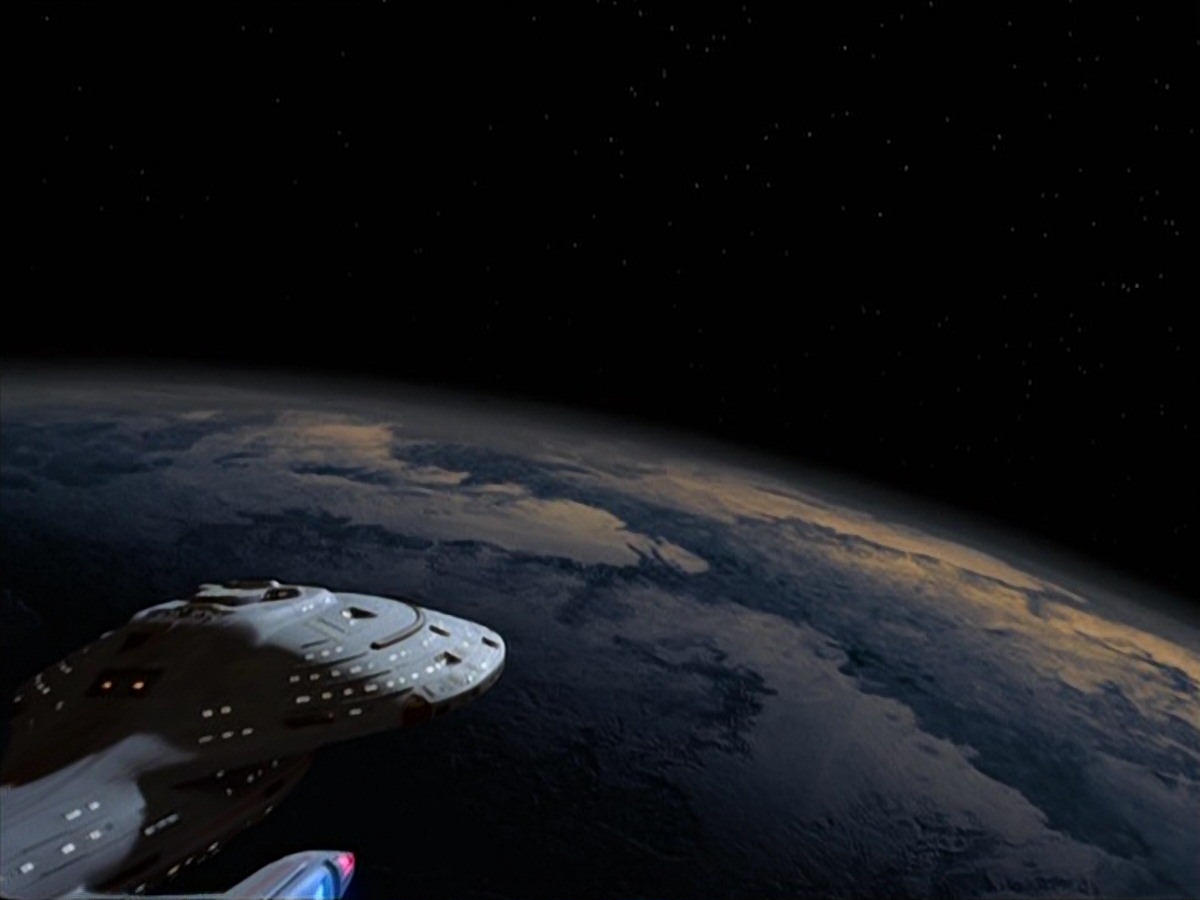 extant_StarTrek_VOY_7x22-NaturalLaw_2891.jpg