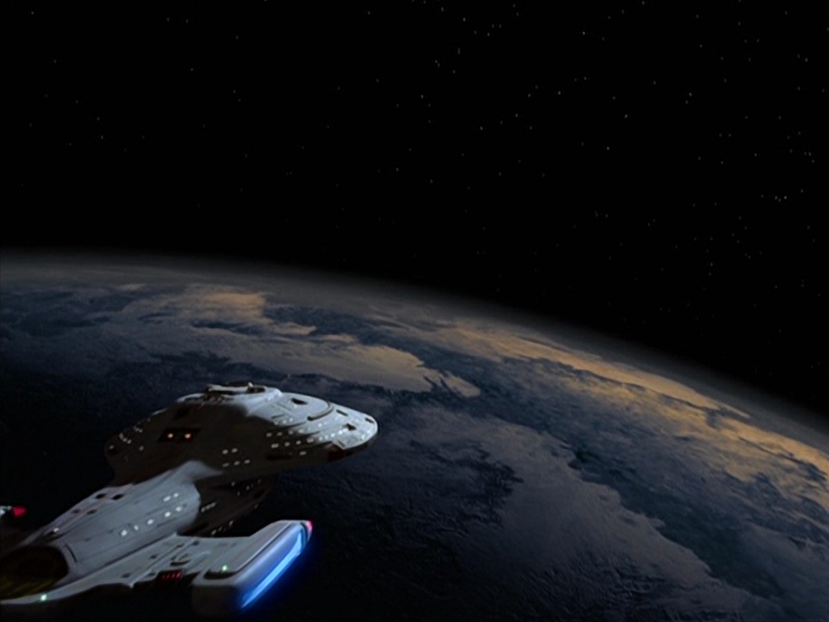 extant_StarTrek_VOY_7x22-NaturalLaw_2893.jpg