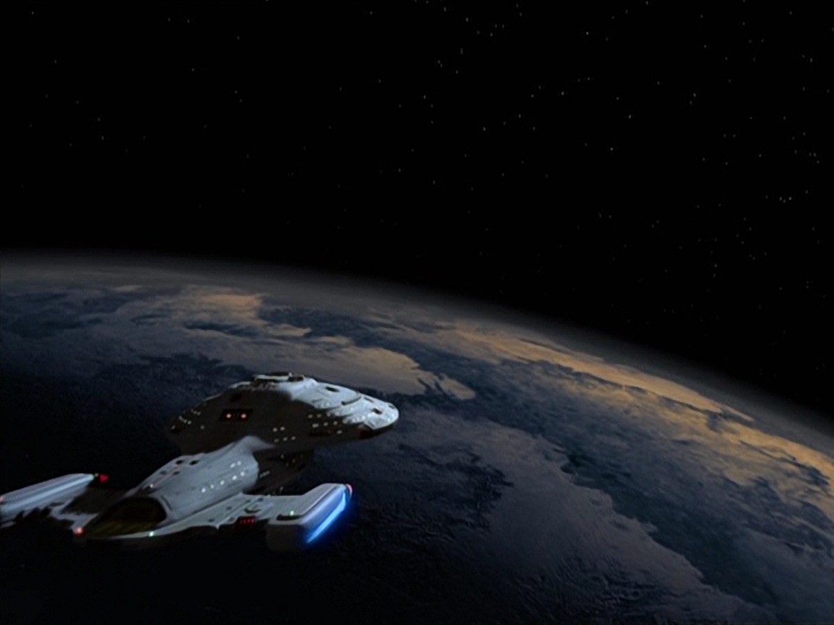 extant_StarTrek_VOY_7x22-NaturalLaw_2895.jpg