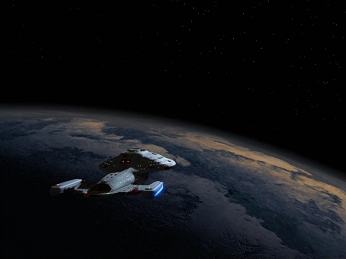 extant_StarTrek_VOY_7x22-NaturalLaw_2899.jpg