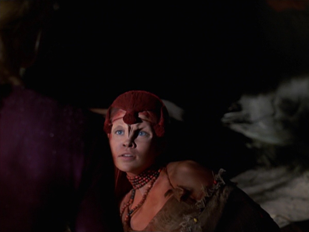 extant_StarTrek_VOY_7x22-NaturalLaw_2932.jpg