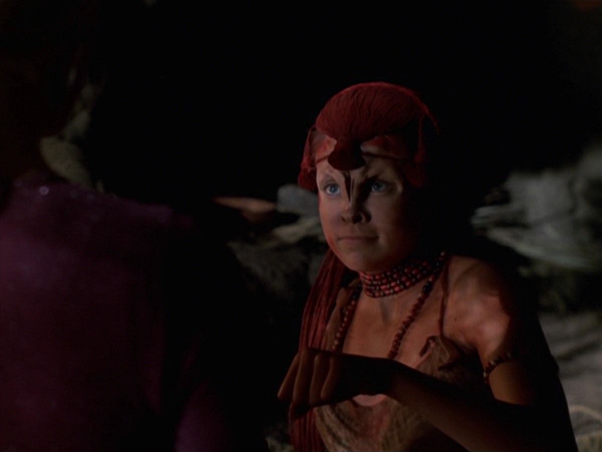 extant_StarTrek_VOY_7x22-NaturalLaw_2938.jpg