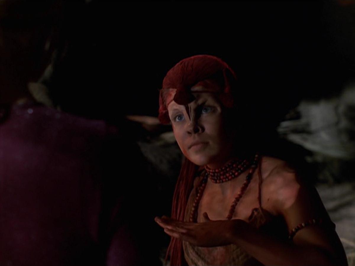 extant_StarTrek_VOY_7x22-NaturalLaw_2941.jpg