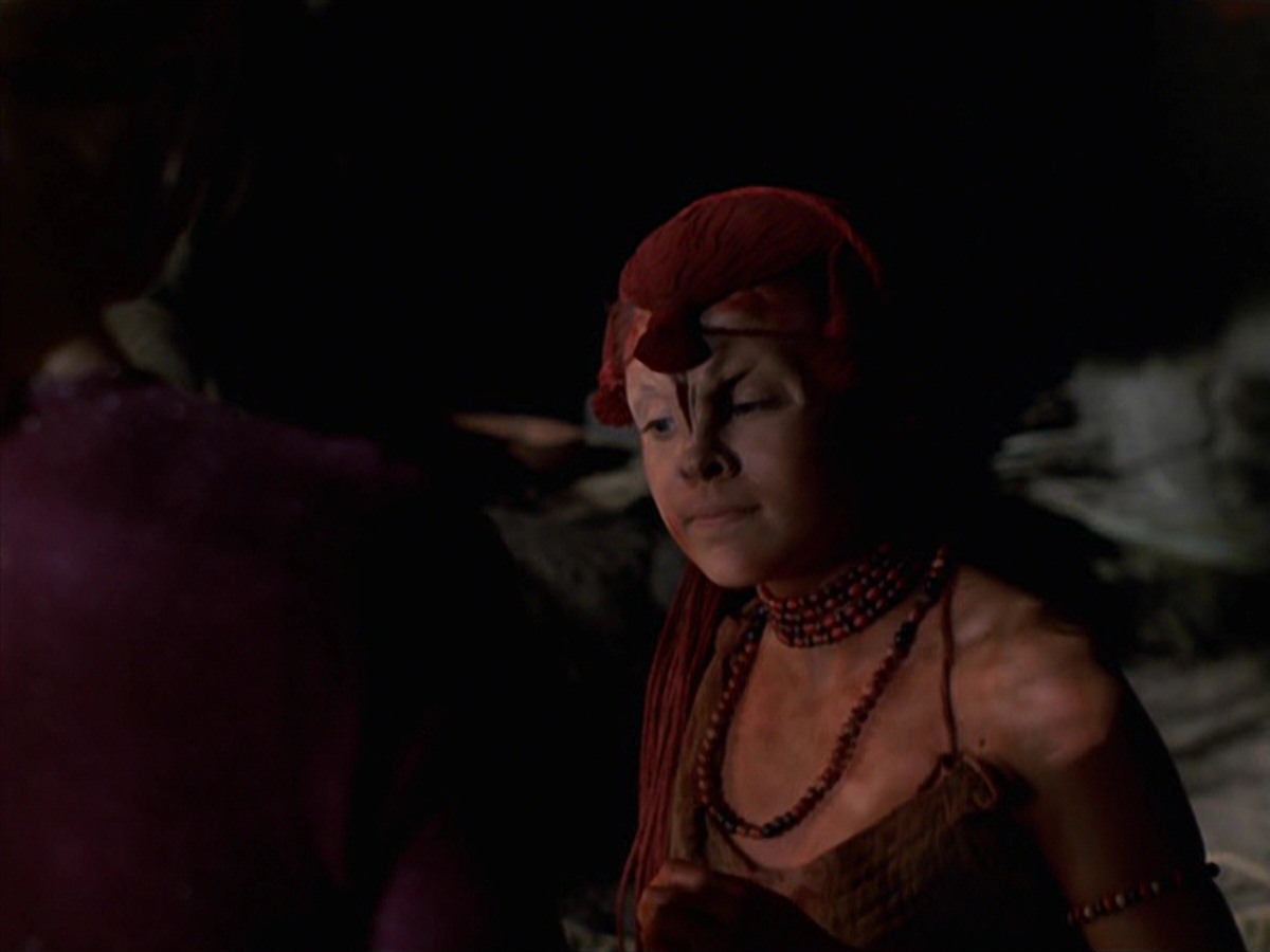 extant_StarTrek_VOY_7x22-NaturalLaw_2946.jpg