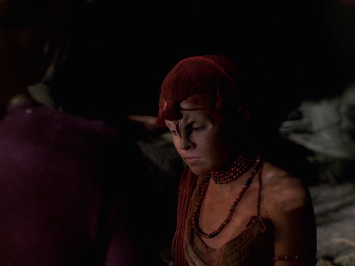 extant_StarTrek_VOY_7x22-NaturalLaw_2949.jpg