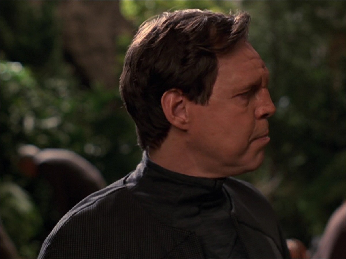 extant_StarTrek_VOY_7x22-NaturalLaw_3068.jpg
