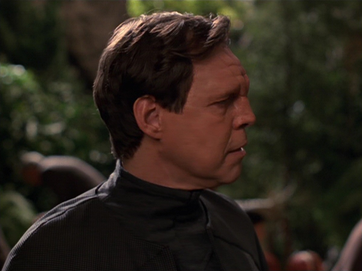 extant_StarTrek_VOY_7x22-NaturalLaw_3069.jpg