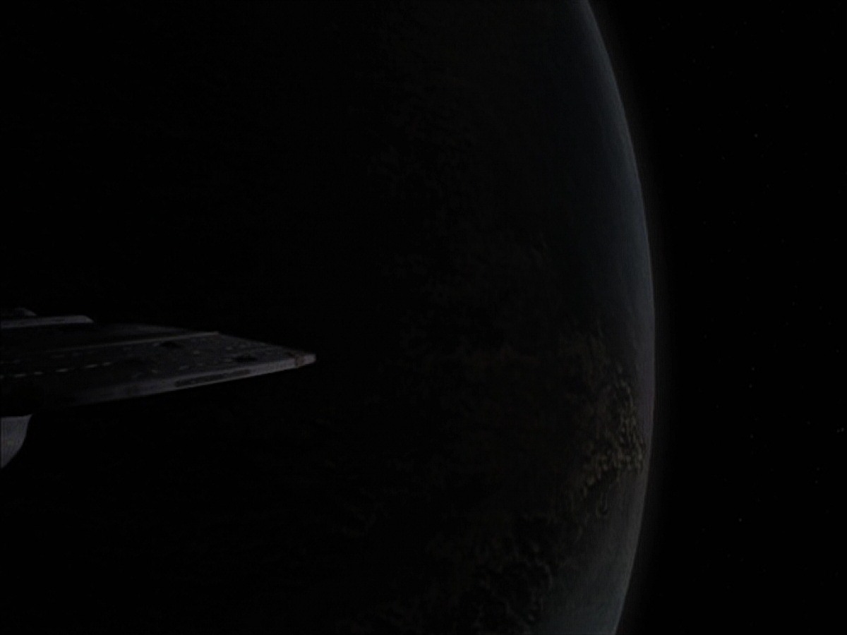 extant_StarTrek_VOY_7x22-NaturalLaw_3078.jpg
