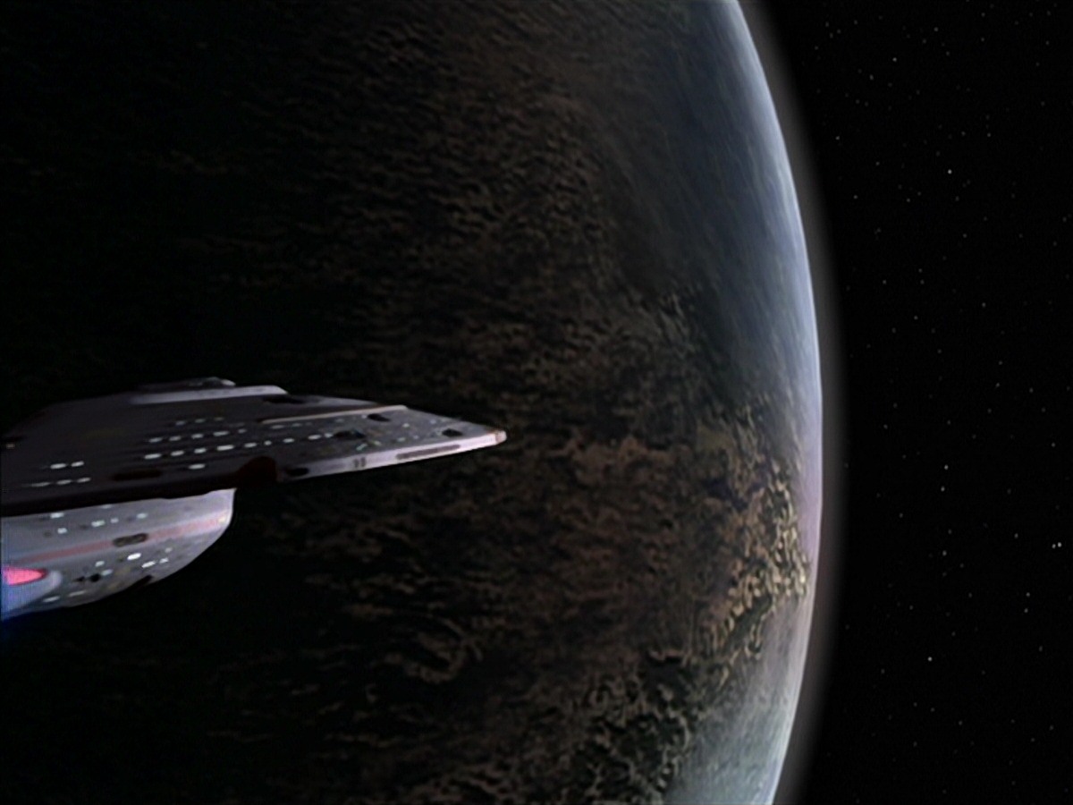 extant_StarTrek_VOY_7x22-NaturalLaw_3079.jpg
