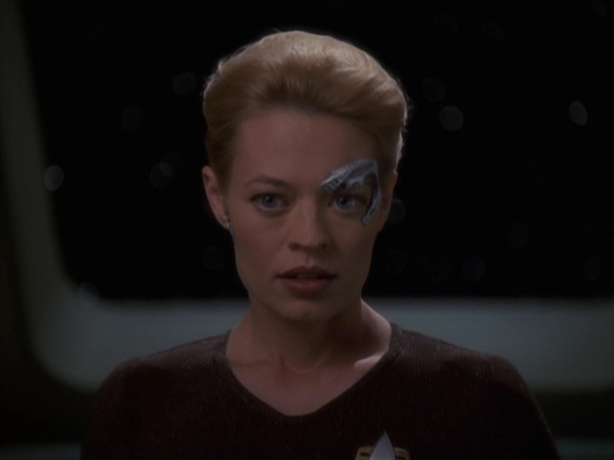 extant_StarTrek_VOY_7x22-NaturalLaw_3126.jpg