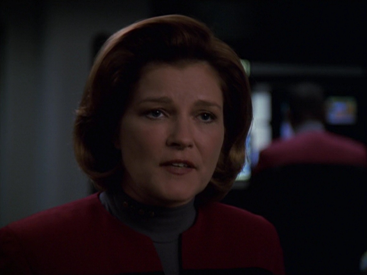 extant_StarTrek_VOY_7x22-NaturalLaw_3192.jpg