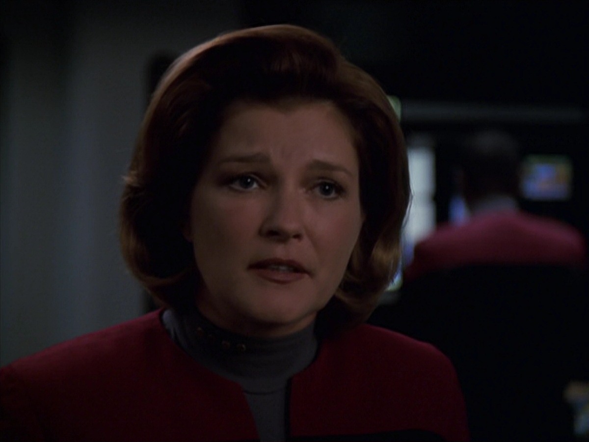 extant_StarTrek_VOY_7x22-NaturalLaw_3193.jpg