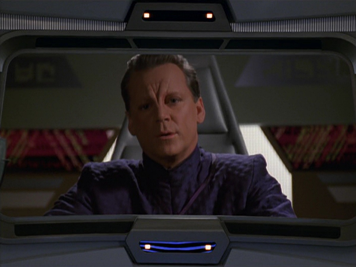 extant_StarTrek_VOY_7x22-NaturalLaw_3199.jpg