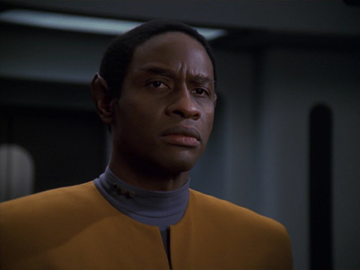 extant_StarTrek_VOY_7x22-NaturalLaw_3206.jpg