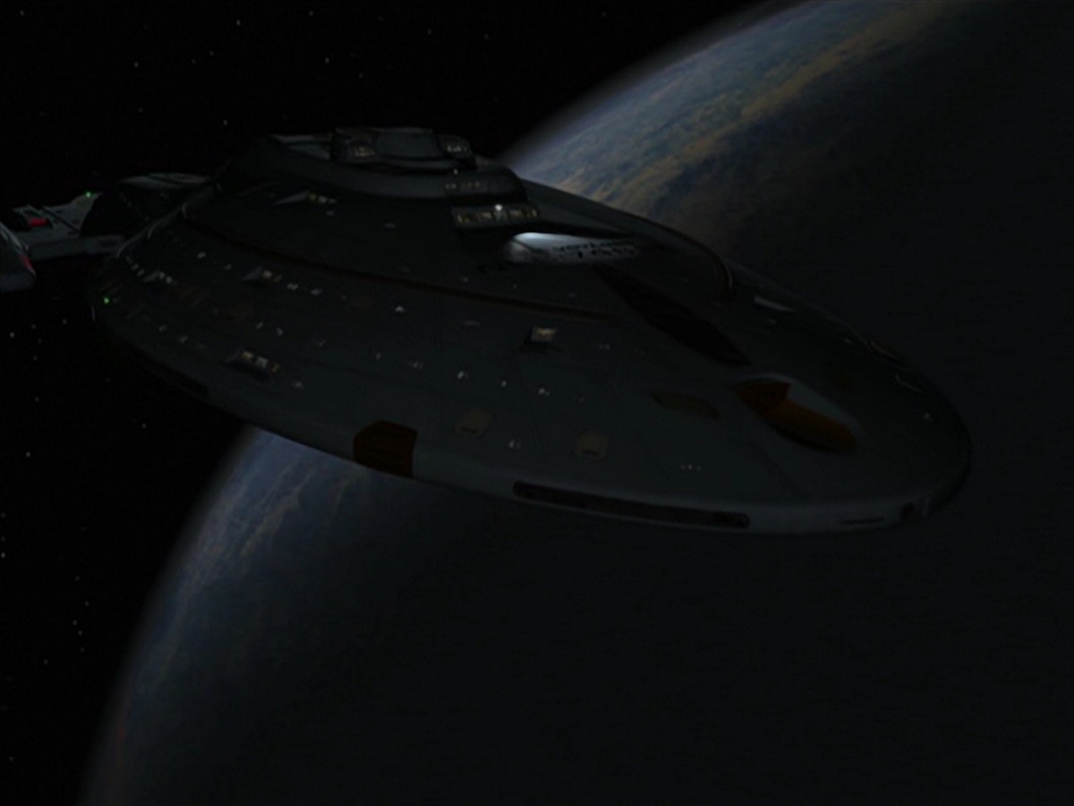 extant_StarTrek_VOY_7x22-NaturalLaw_3237.jpg