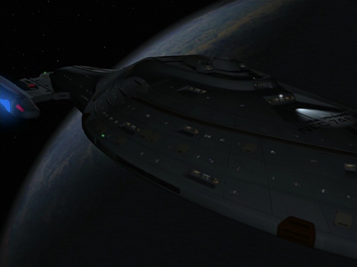extant_StarTrek_VOY_7x22-NaturalLaw_3240.jpg