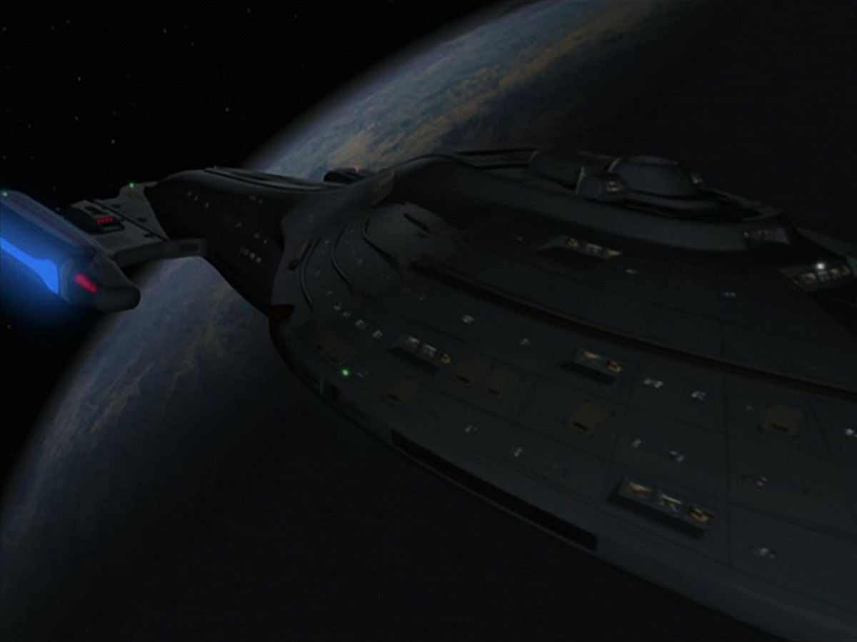 extant_StarTrek_VOY_7x22-NaturalLaw_3241.jpg
