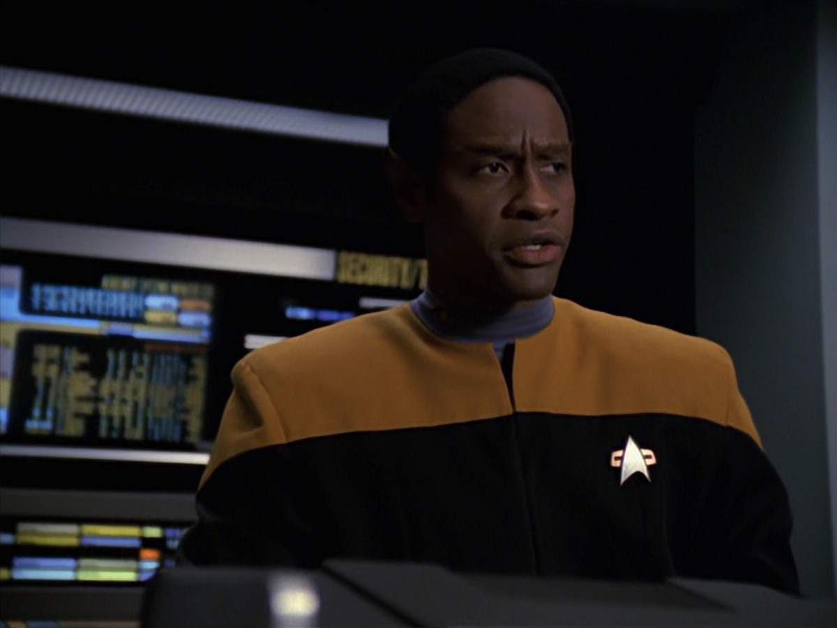 extant_StarTrek_VOY_7x22-NaturalLaw_3256.jpg