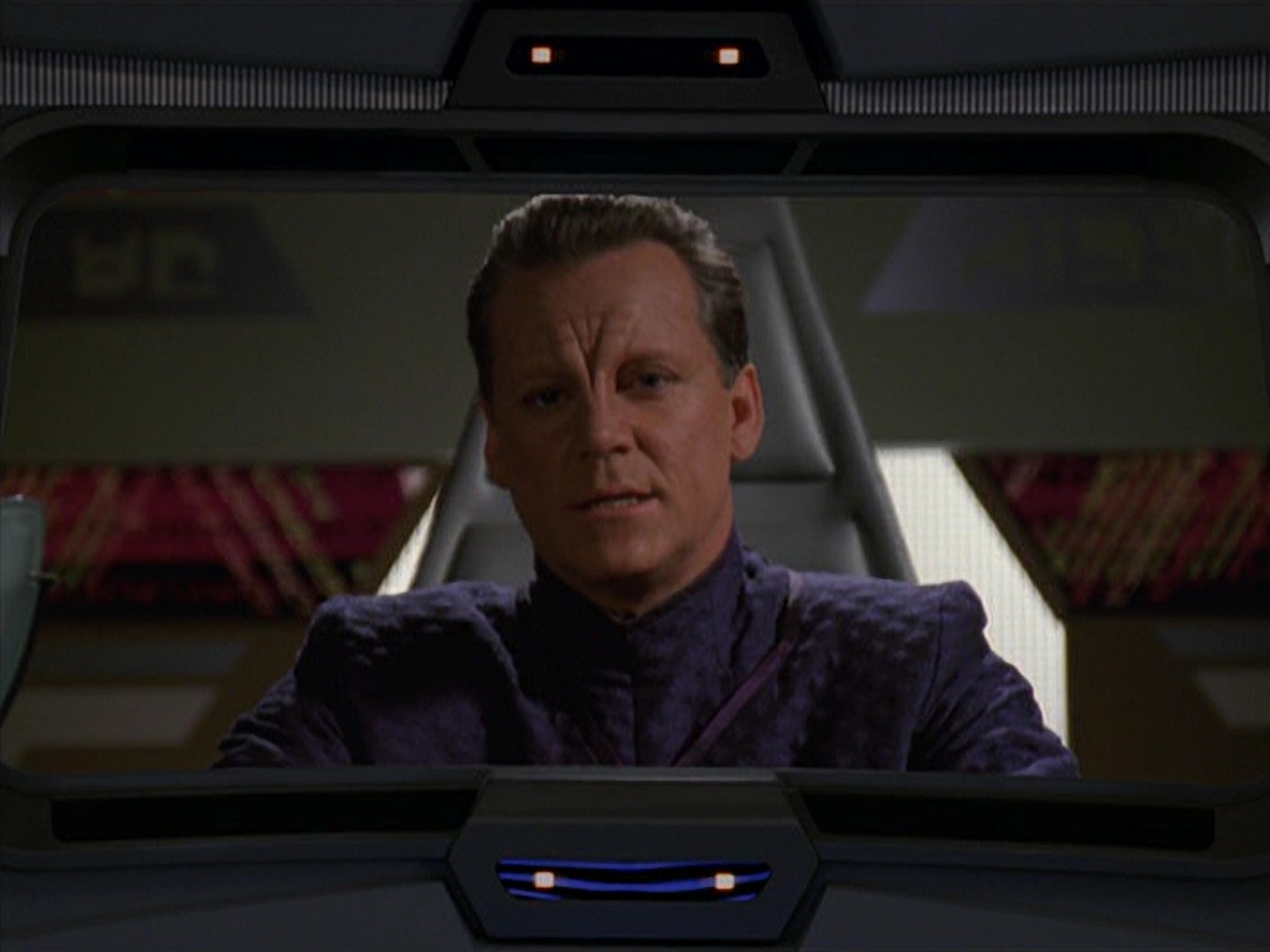 extant_StarTrek_VOY_7x22-NaturalLaw_3278.jpg