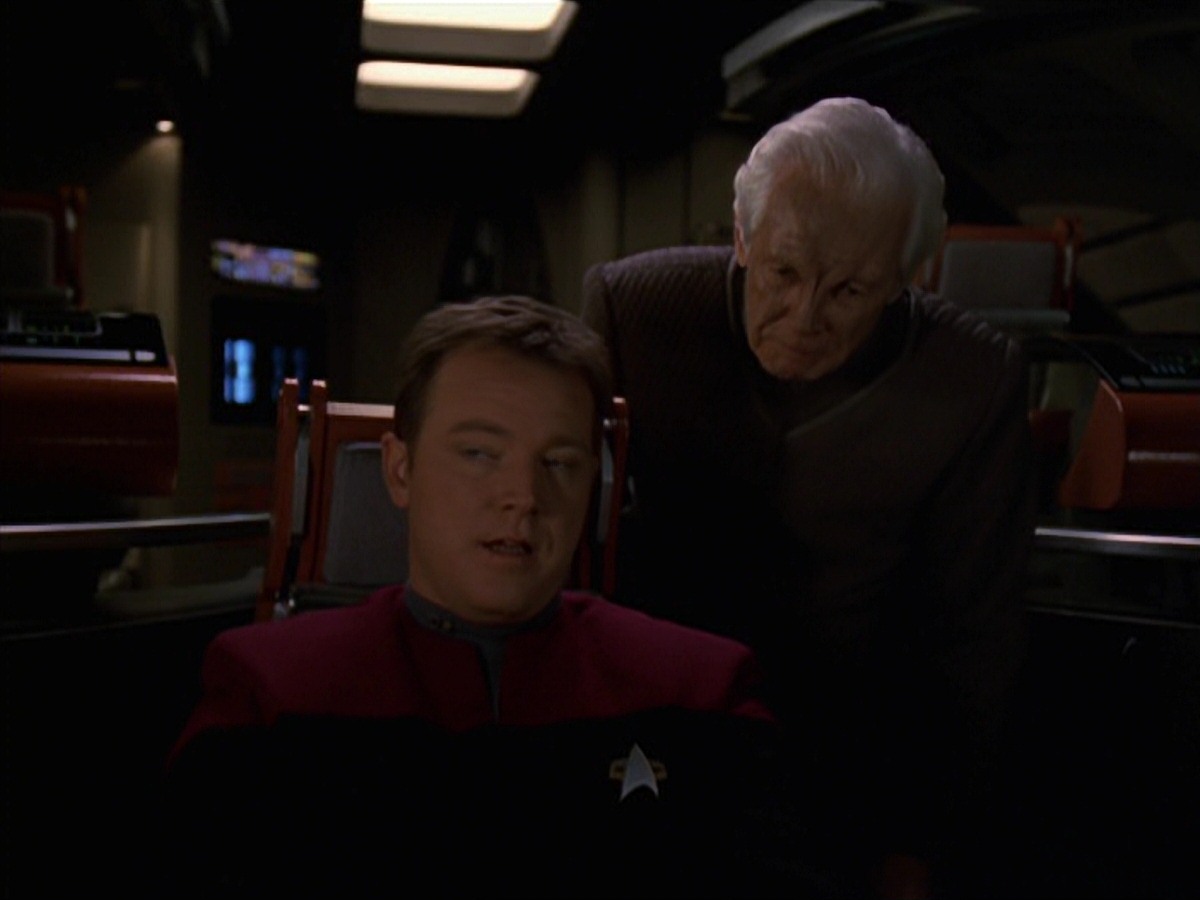 extant_StarTrek_VOY_7x22-NaturalLaw_3321.jpg