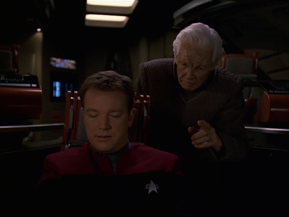 extant_StarTrek_VOY_7x22-NaturalLaw_3323.jpg