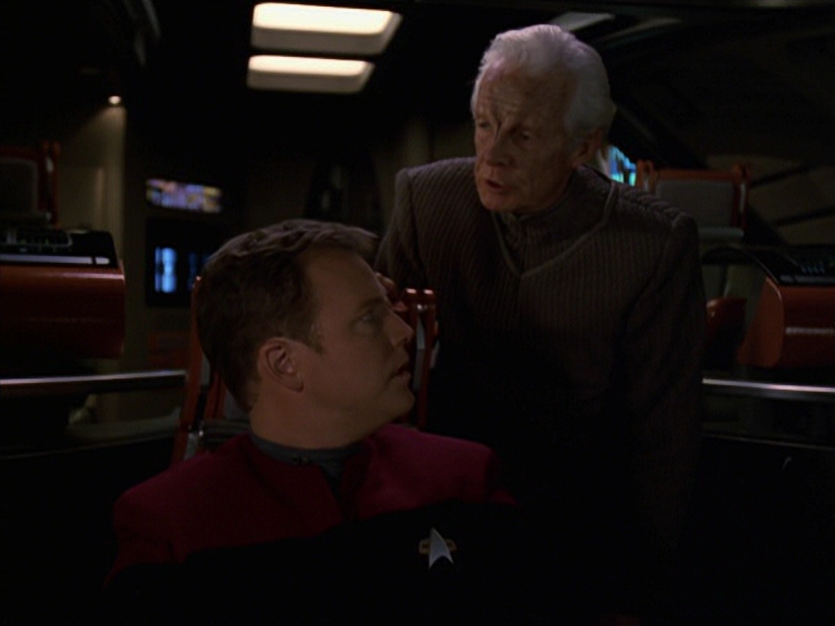 extant_StarTrek_VOY_7x22-NaturalLaw_3329.jpg