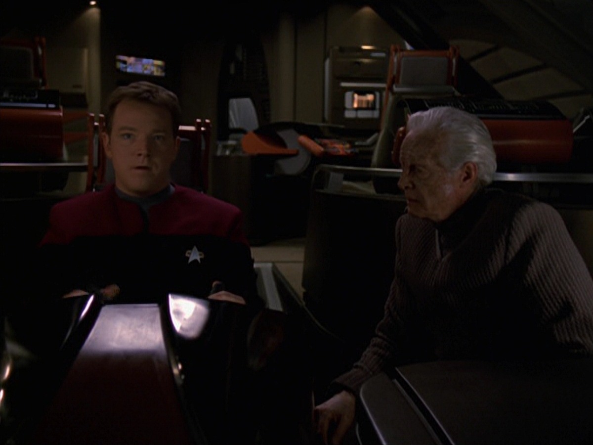 extant_StarTrek_VOY_7x22-NaturalLaw_3349.jpg