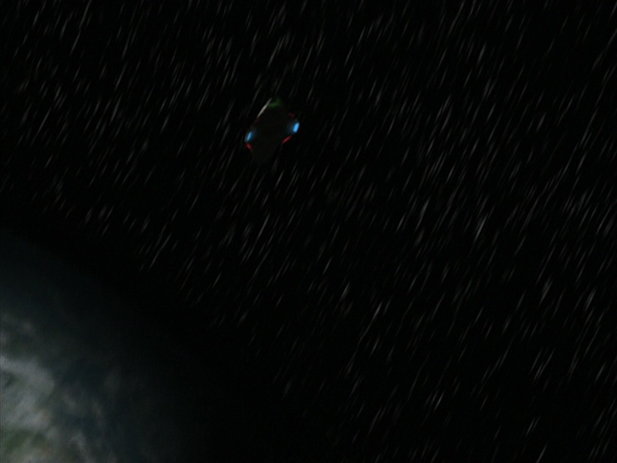 extant_StarTrek_VOY_7x22-NaturalLaw_3355.jpg