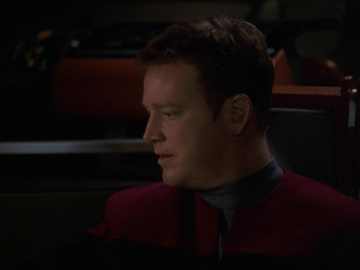 extant_StarTrek_VOY_7x22-NaturalLaw_3393.jpg